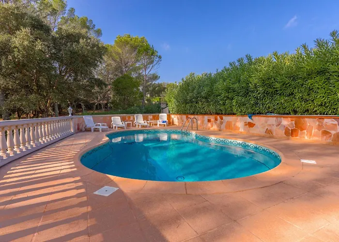 Villa Rez De Jardin Dans